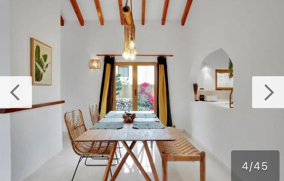 Villa Amrita La Oliva Frühstückspension