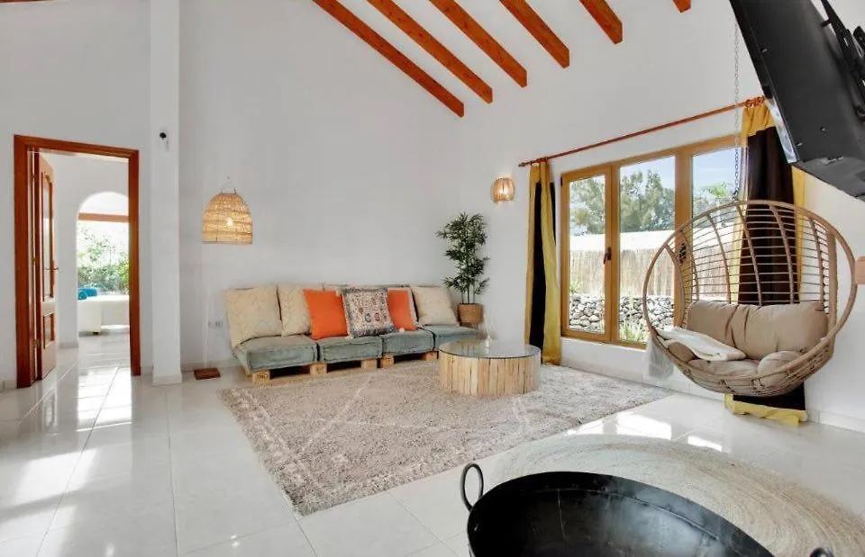 Villa Amrita La Oliva Frühstückspension
